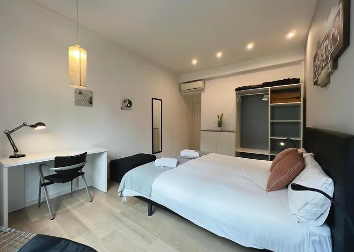 U-nique Sants Barcelona